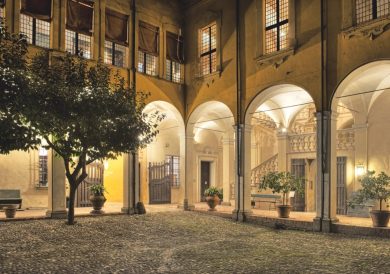 Nel palazzo dove il tempo si è fermato