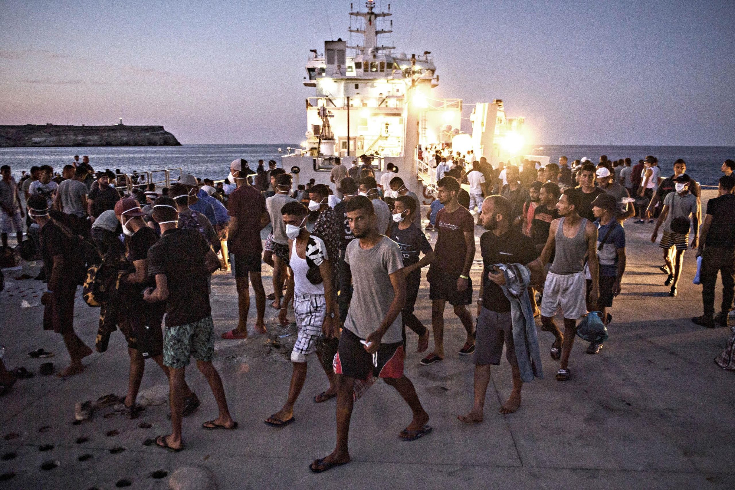 La propaganda sui migranti morti del centrodestra disperato