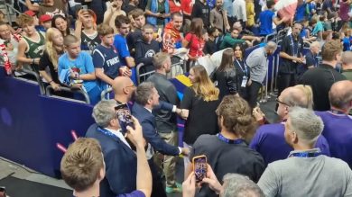 Pozzecco, che esultanza dopo la vittoria in Italia-Serbia I video