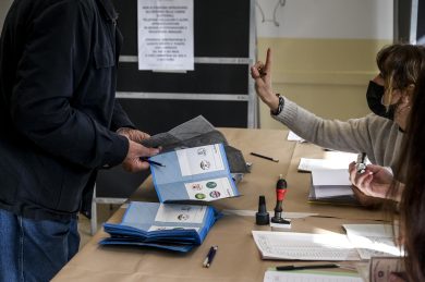 Molto dark web, poco sulle elezioni. Gli obiettivi hacker in Italia