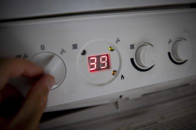«Spegnere la caldaia fa consumare più che tenerla accesa»