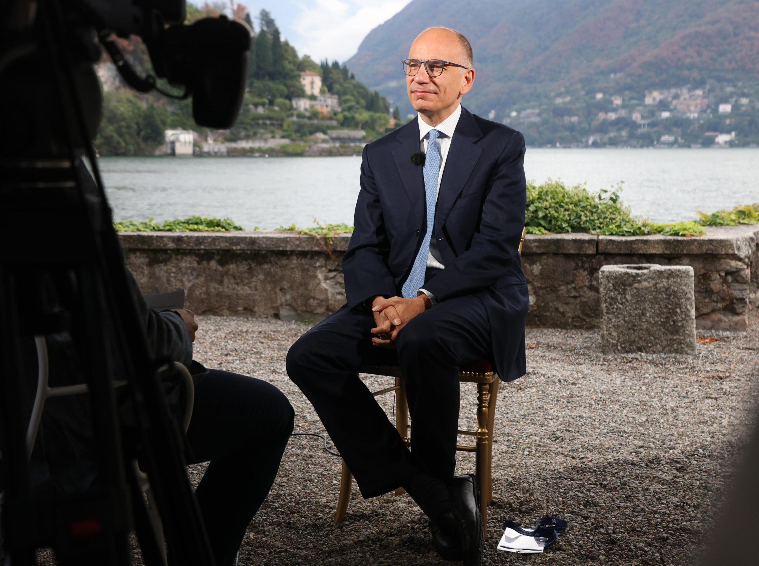 Letta manicheo scopre che la politica non è solo rosso o nero