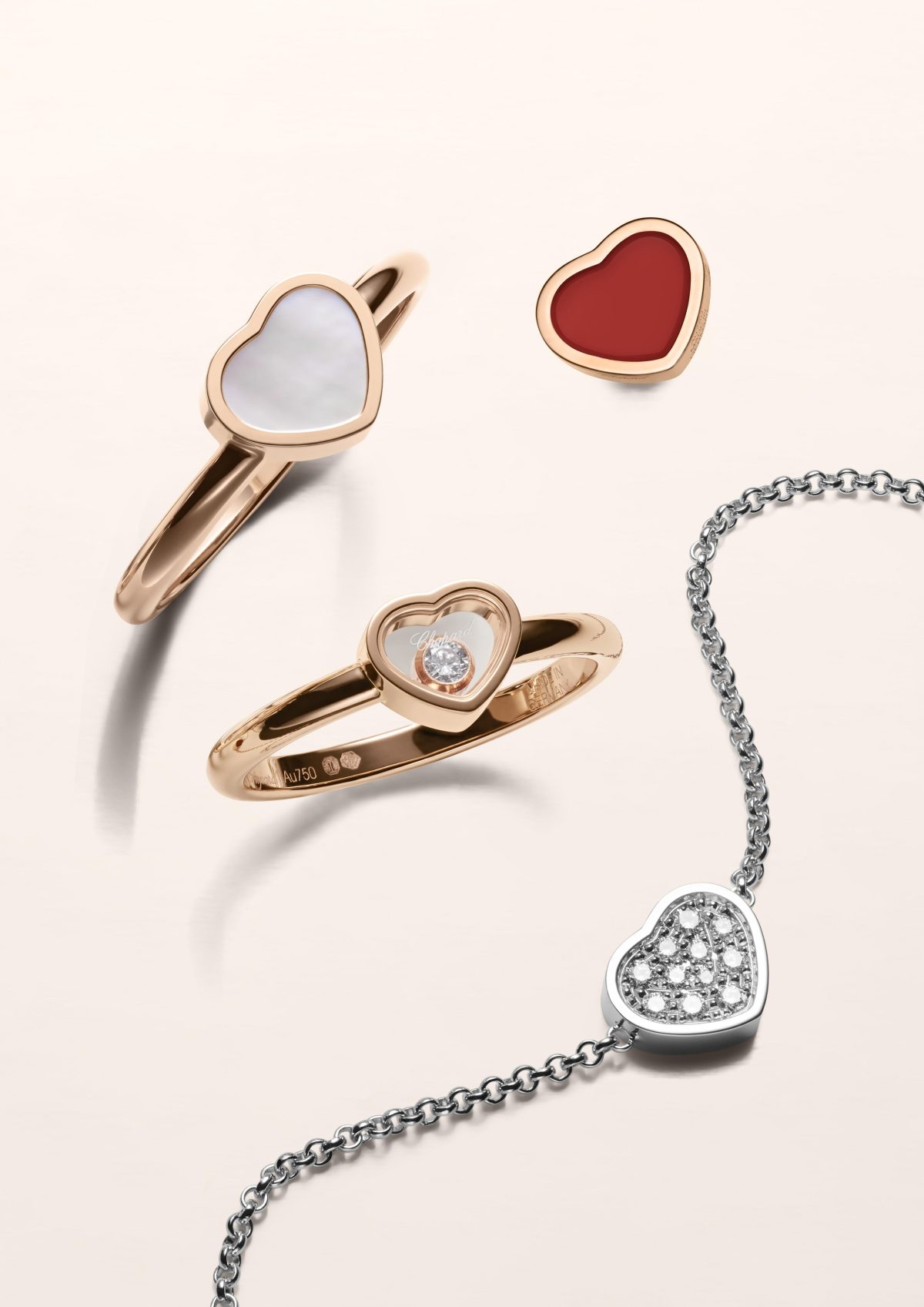 Galleria foto 'Punti luce e di stile, protagonisti i nuovi gioielli contemporanei o vintage' - foto 30