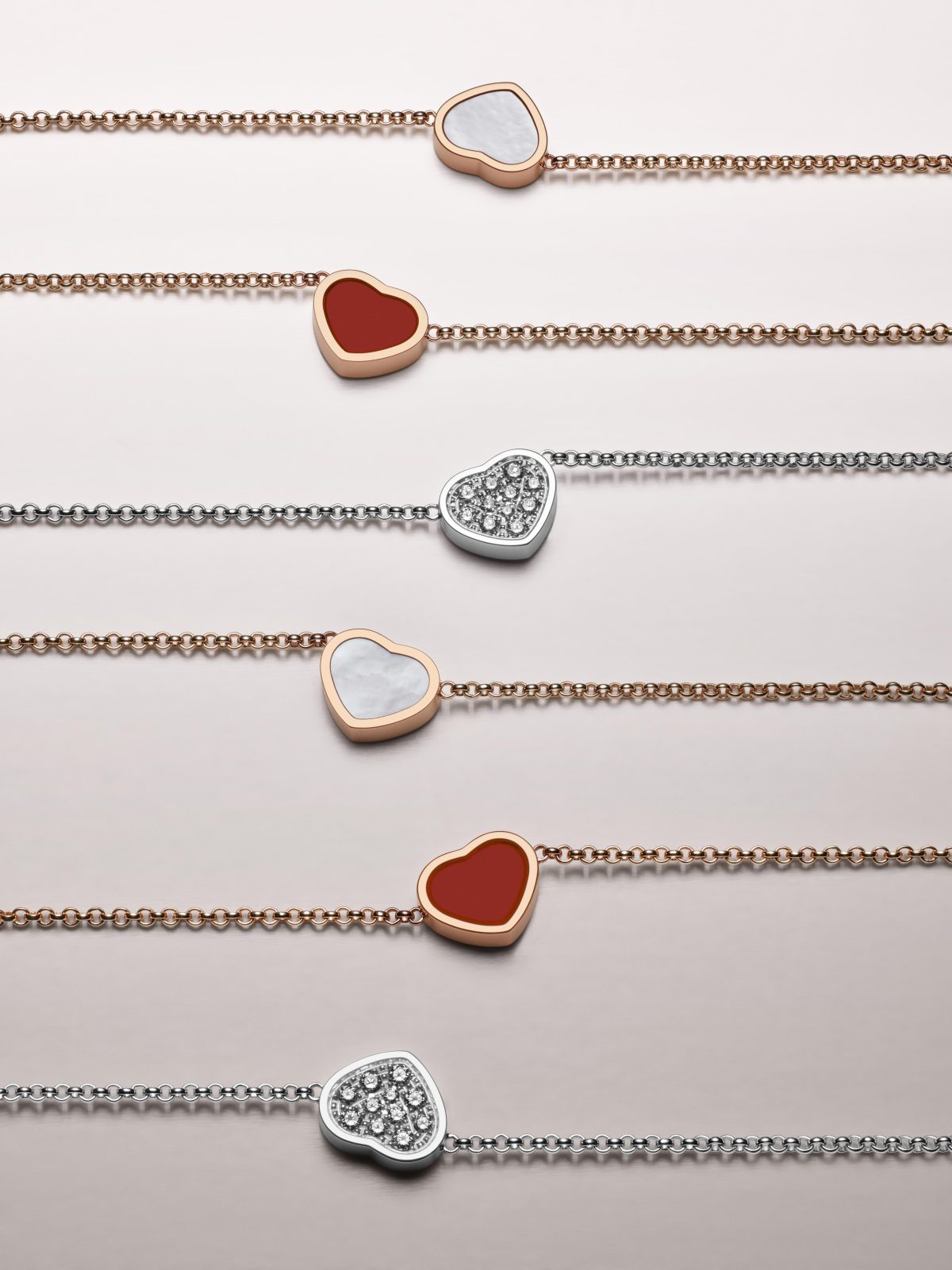 Galleria foto 'Punti luce e di stile, protagonisti i nuovi gioielli contemporanei o vintage' - foto 31