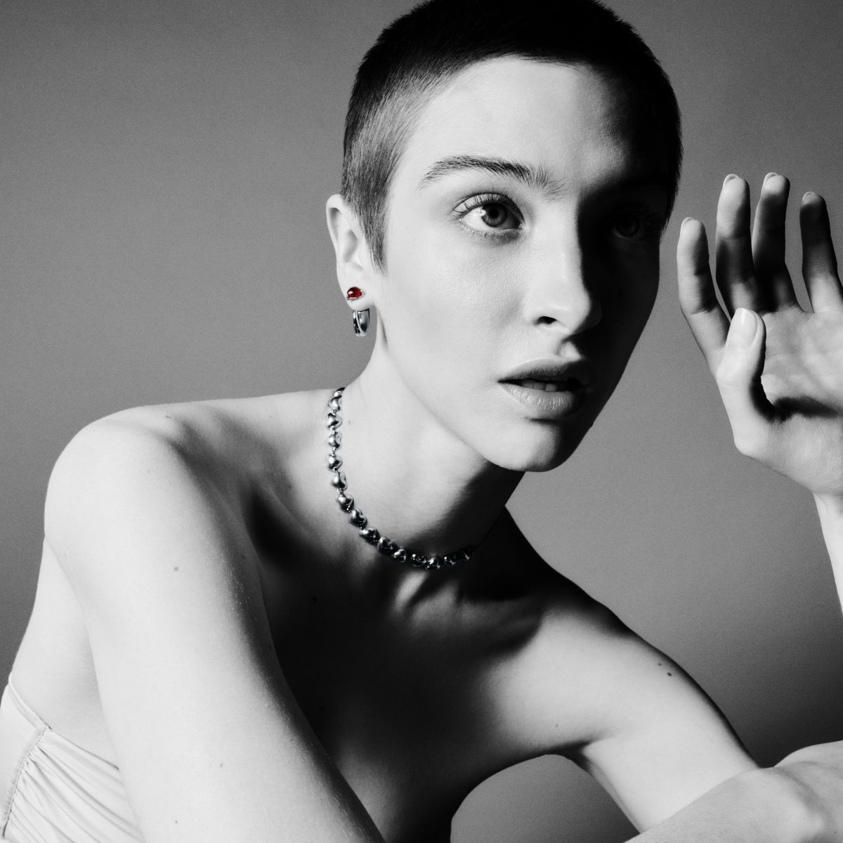 Galleria foto 'Punti luce e di stile, protagonisti i nuovi gioielli contemporanei o vintage' - foto 12