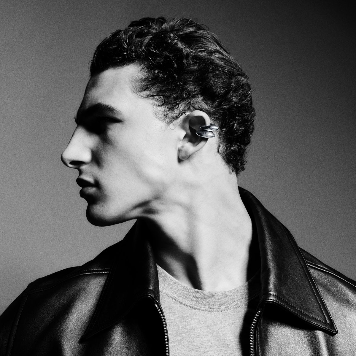 Galleria foto 'Punti luce e di stile, protagonisti i nuovi gioielli contemporanei o vintage' - foto 34