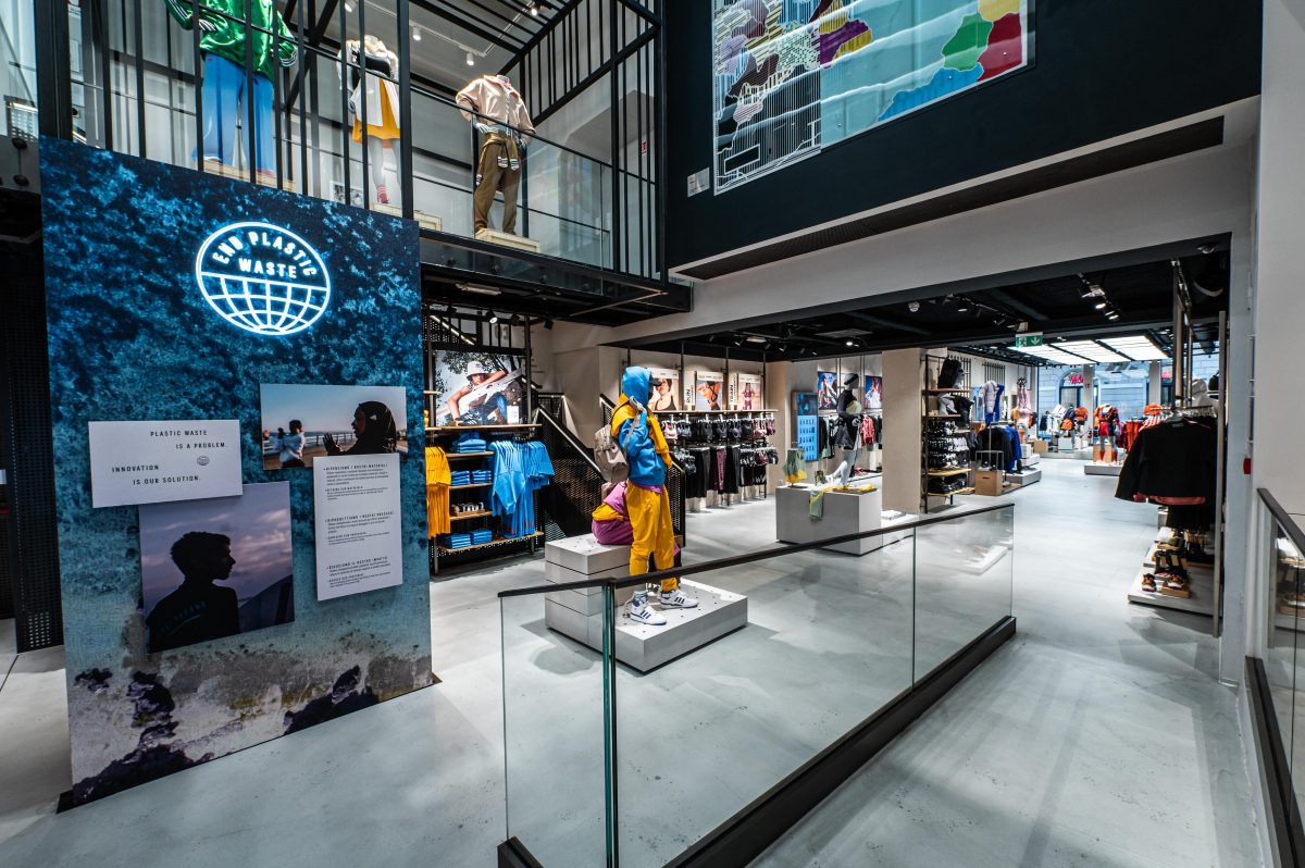 Galleria foto 'Le nuove boutique non mirano a essere un comune punto vendita' - foto 17