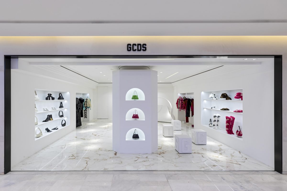 Galleria foto 'Le nuove boutique non mirano a essere un comune punto vendita' - foto 7