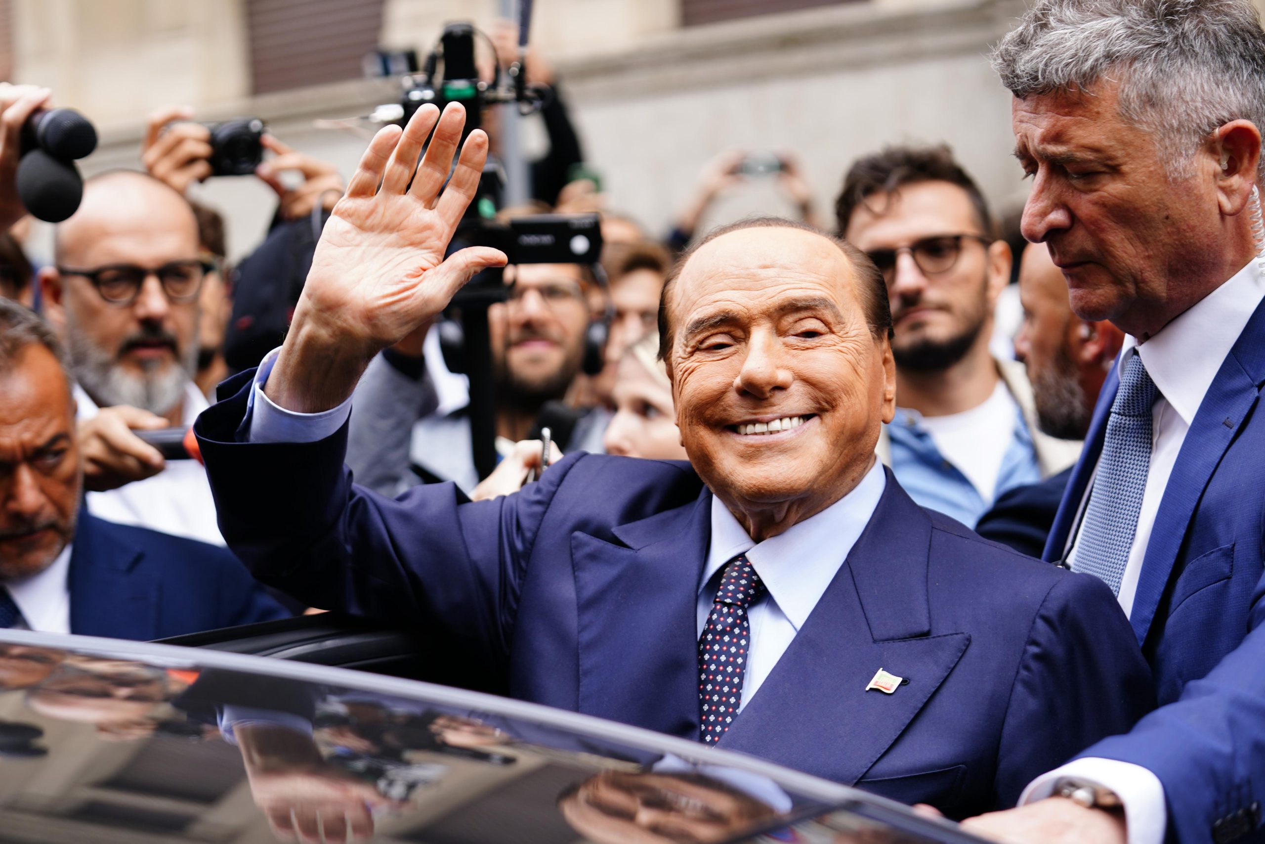 Se sabota il centrodestra Berlusconi si fa male da sé Se sabota il centrodestra Berlusconi si fa male da sé