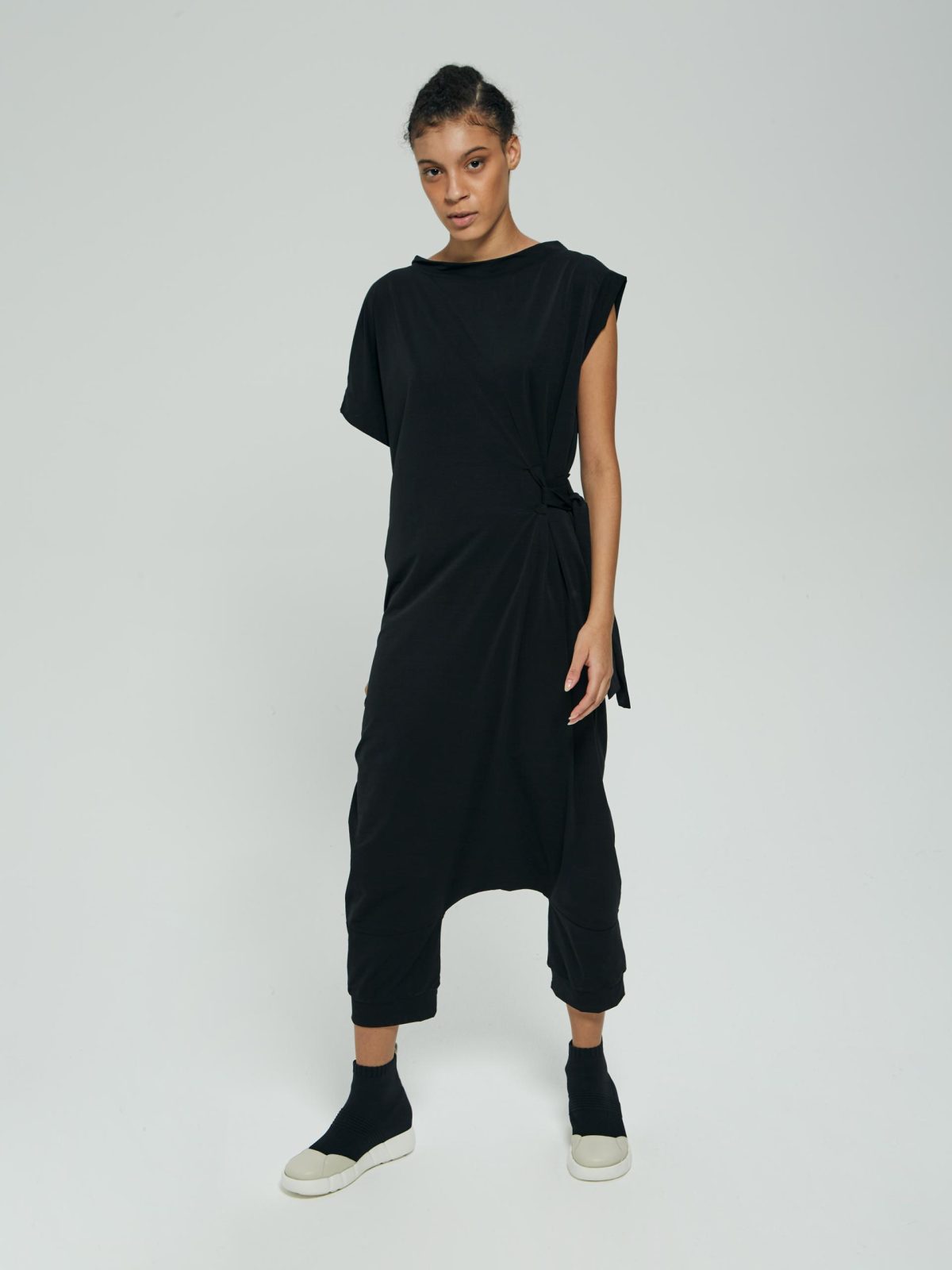 Galleria foto 'Ixos X-Stream: la capsule della new generation interpretata dai Ros' - foto 5