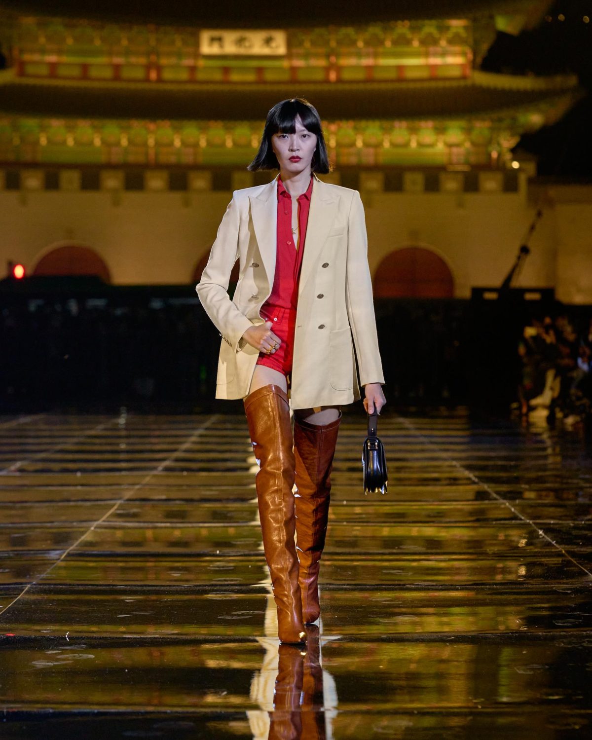 Galleria foto 'La moda non si ferma' - foto 14