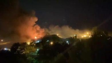 Iran, incendio nella prigione di Alessia Piperno I video