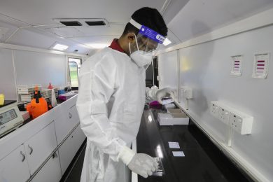 La cura contro il Covid è lontana e forse impossibile