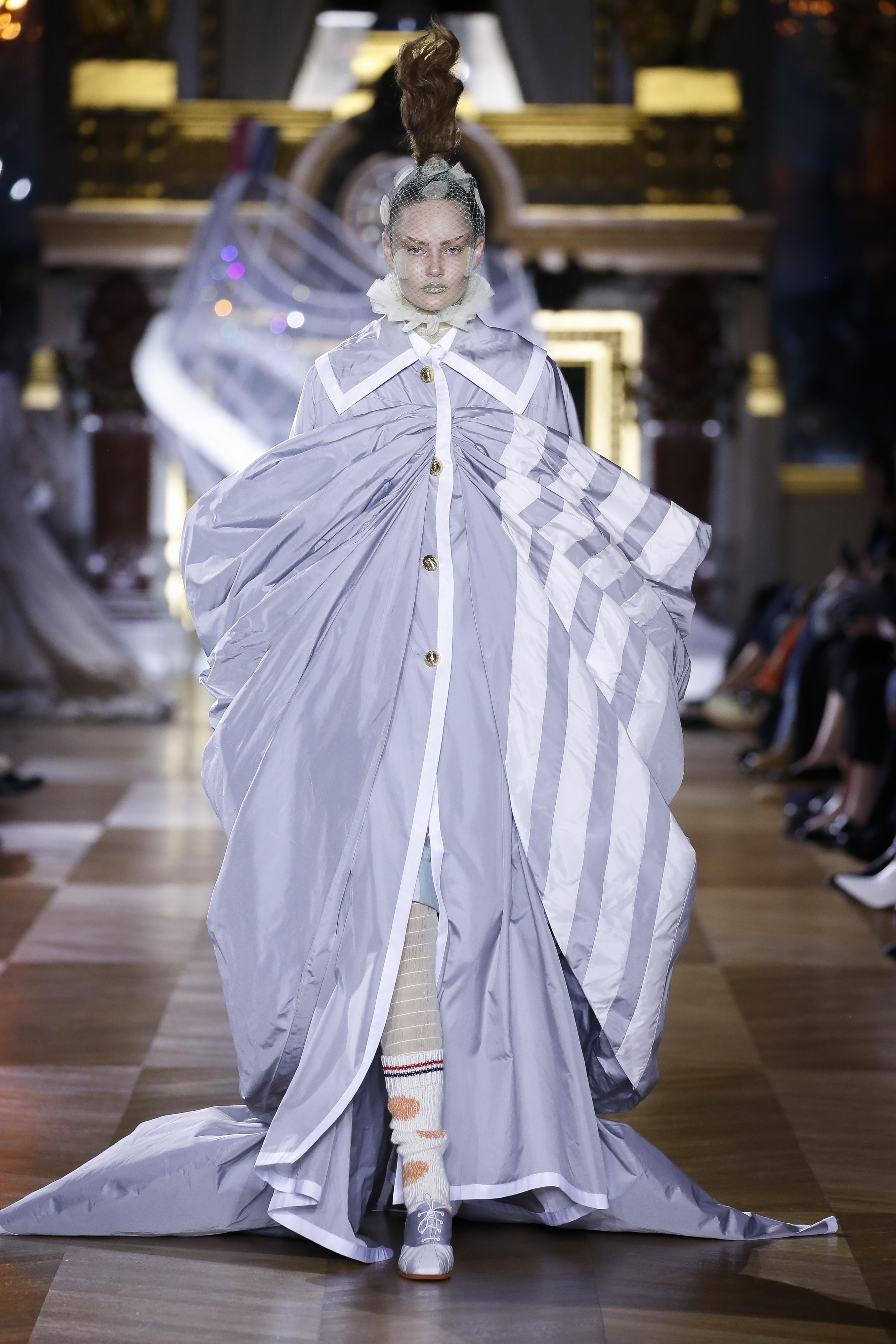 Il lusso urban chic degli stilisti parigini alla conquista della community digitale