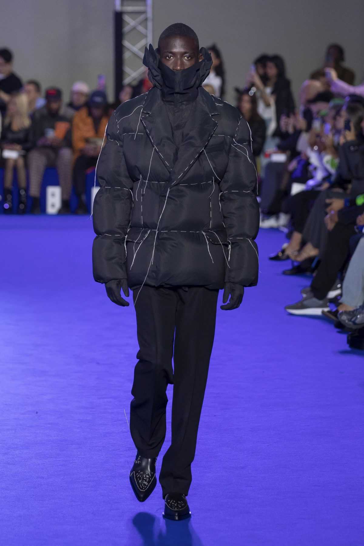 Galleria foto 'Il lusso urban chic degli stilisti parigini alla conquista della community digitale' - foto 54