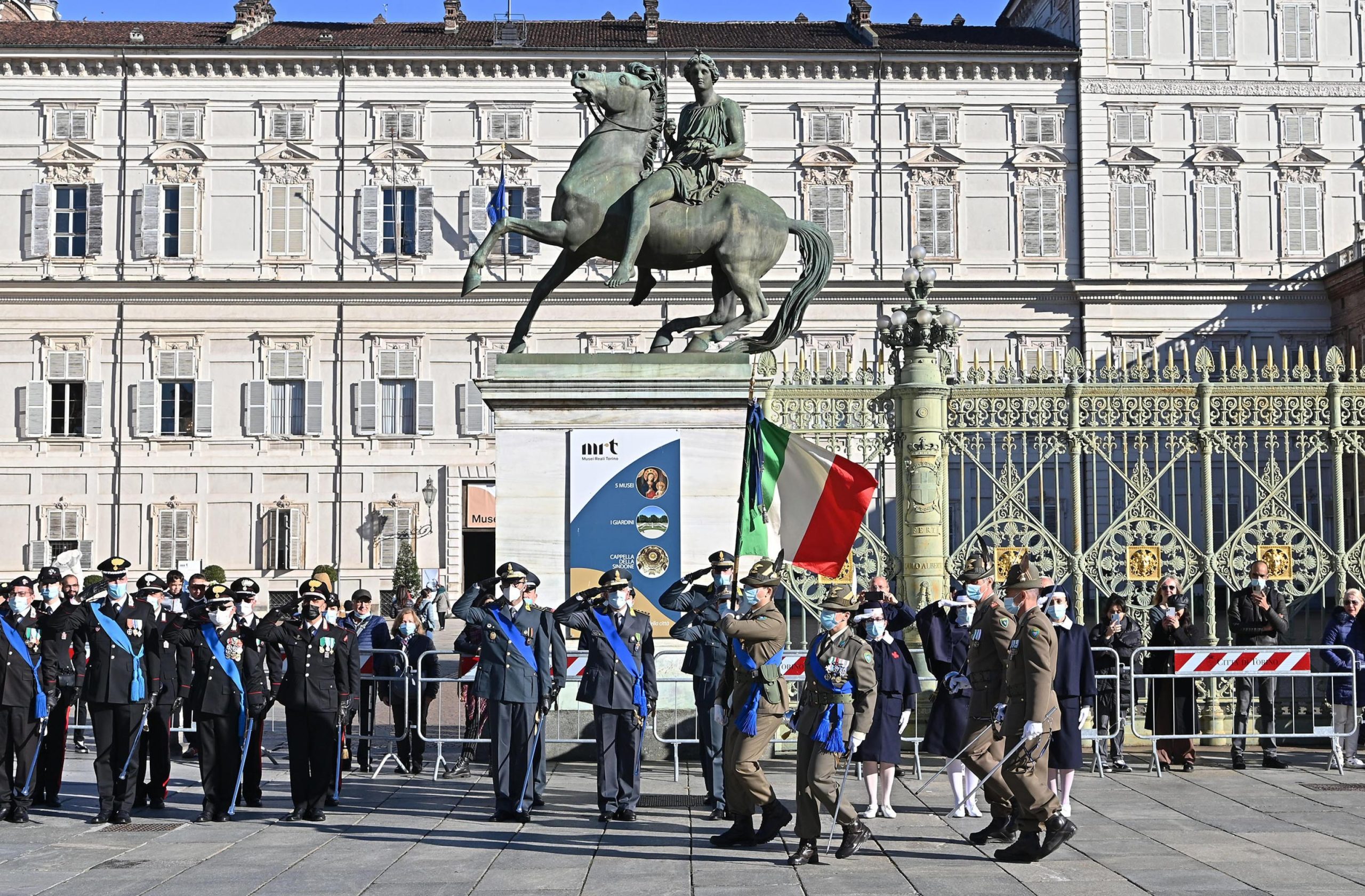 Il pacifismo all’attacco del 4 novembre che in realtà è festa di unità di un popolo Il pacifismo all’attacco del 4 novembre che in realtà è festa di unità di un popolo