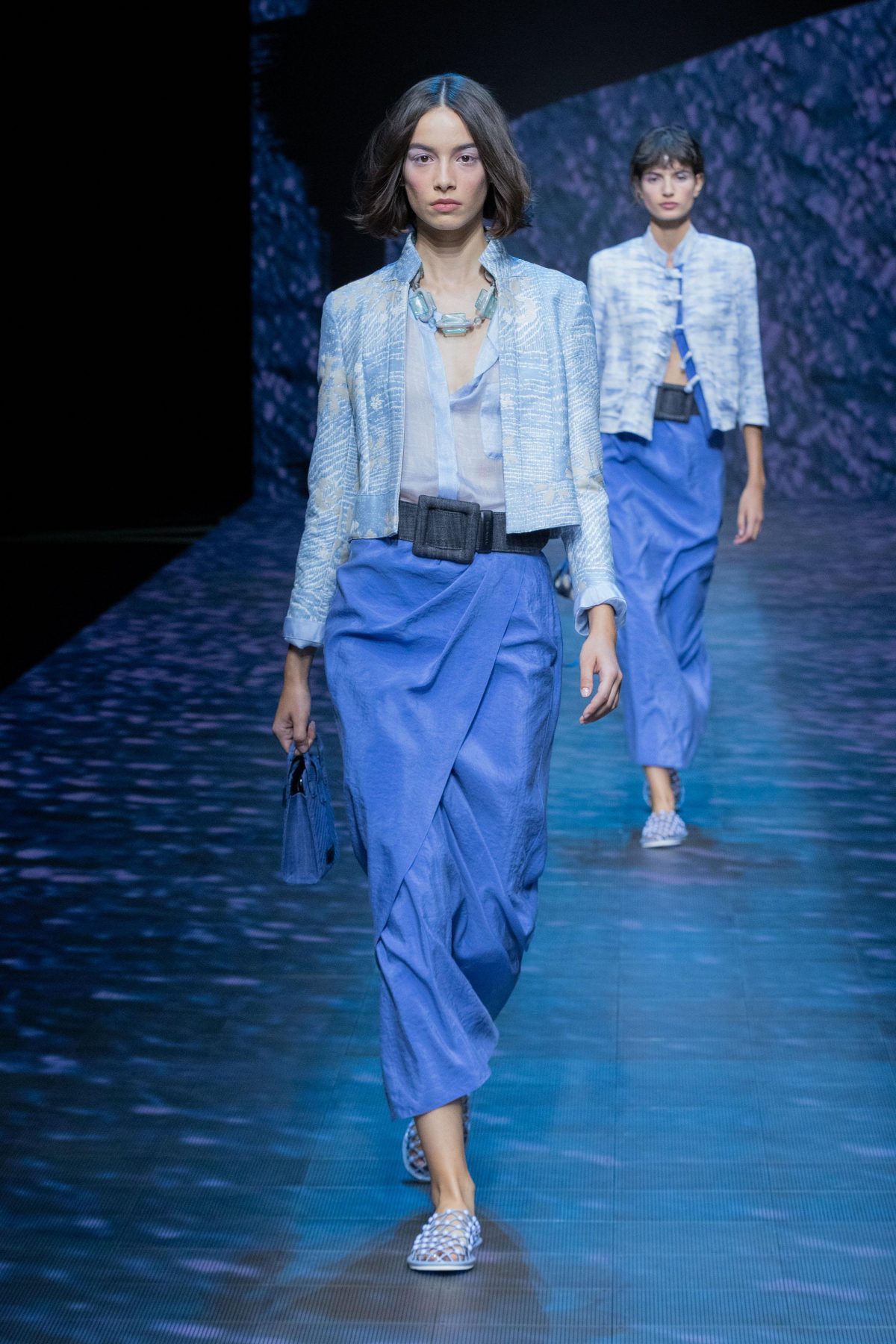 Galleria foto 'L’eleganza milanese si muove lungo un «fil d’or»' - foto 32