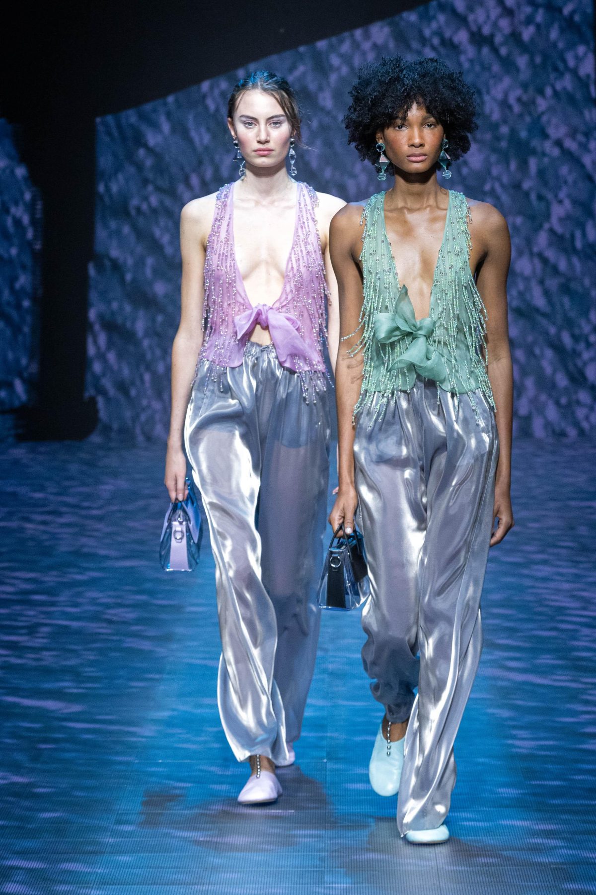 Galleria foto 'L’eleganza milanese si muove lungo un «fil d’or»' - foto 45