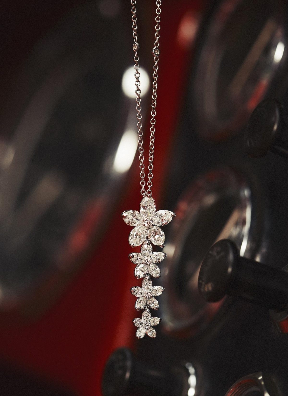 Galleria foto 'Lenti 1963, la nuova era della gioielleria' - foto 3