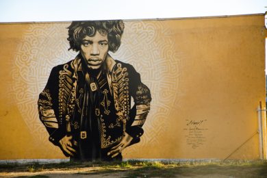 Jimi Hendrix avrebbe 80 anni: la misteriosa morte del più grande chitarrista di sempre