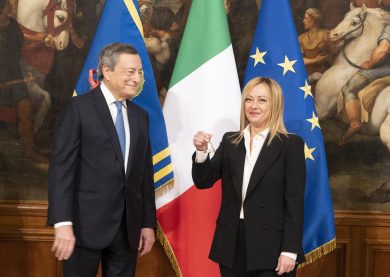 Taglio del cuneo e flat tax: la manovra Meloni ereditata da Draghi
