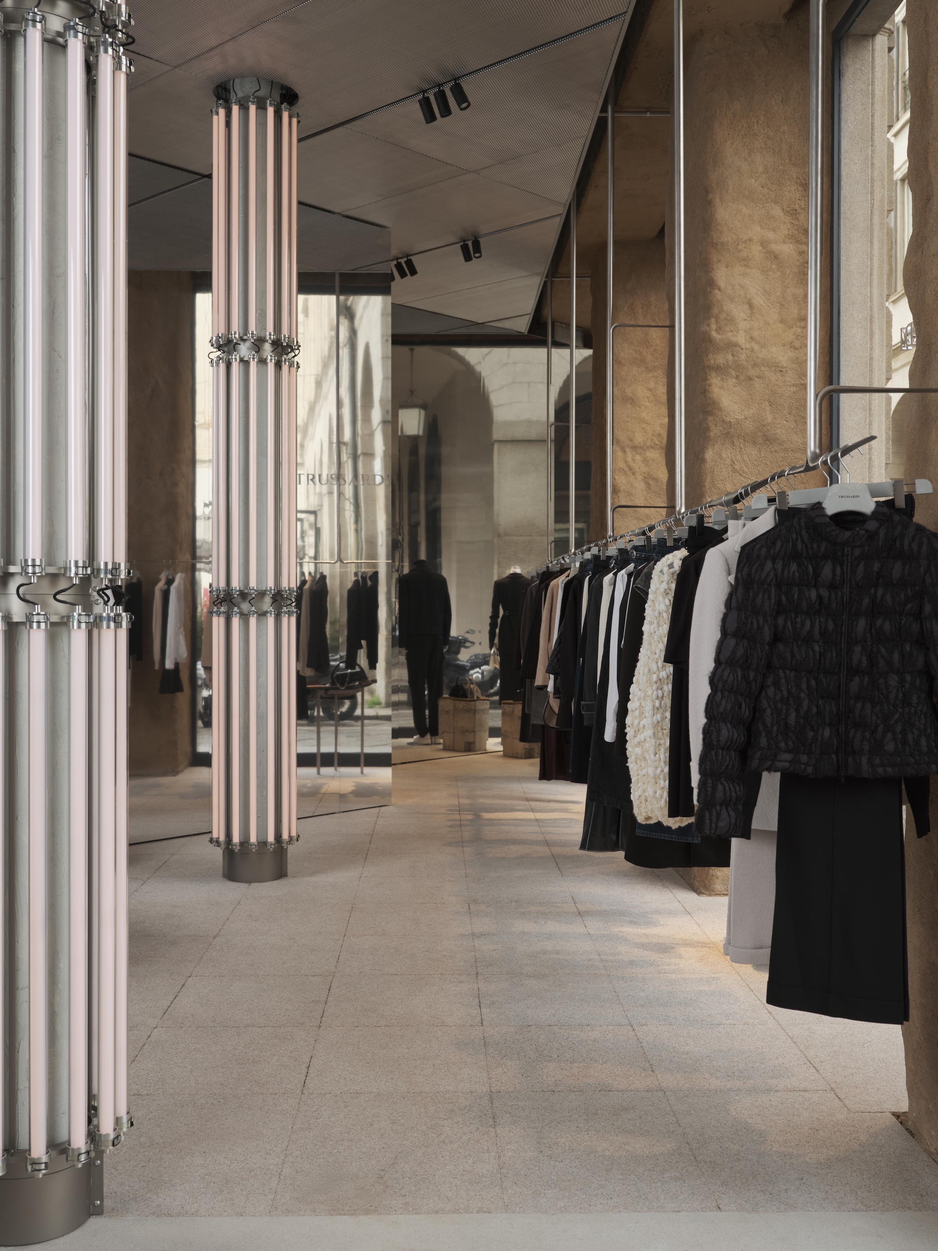 Riapre Palazzo Trussardi, il «lifestyle hub» nel cuore di Milano