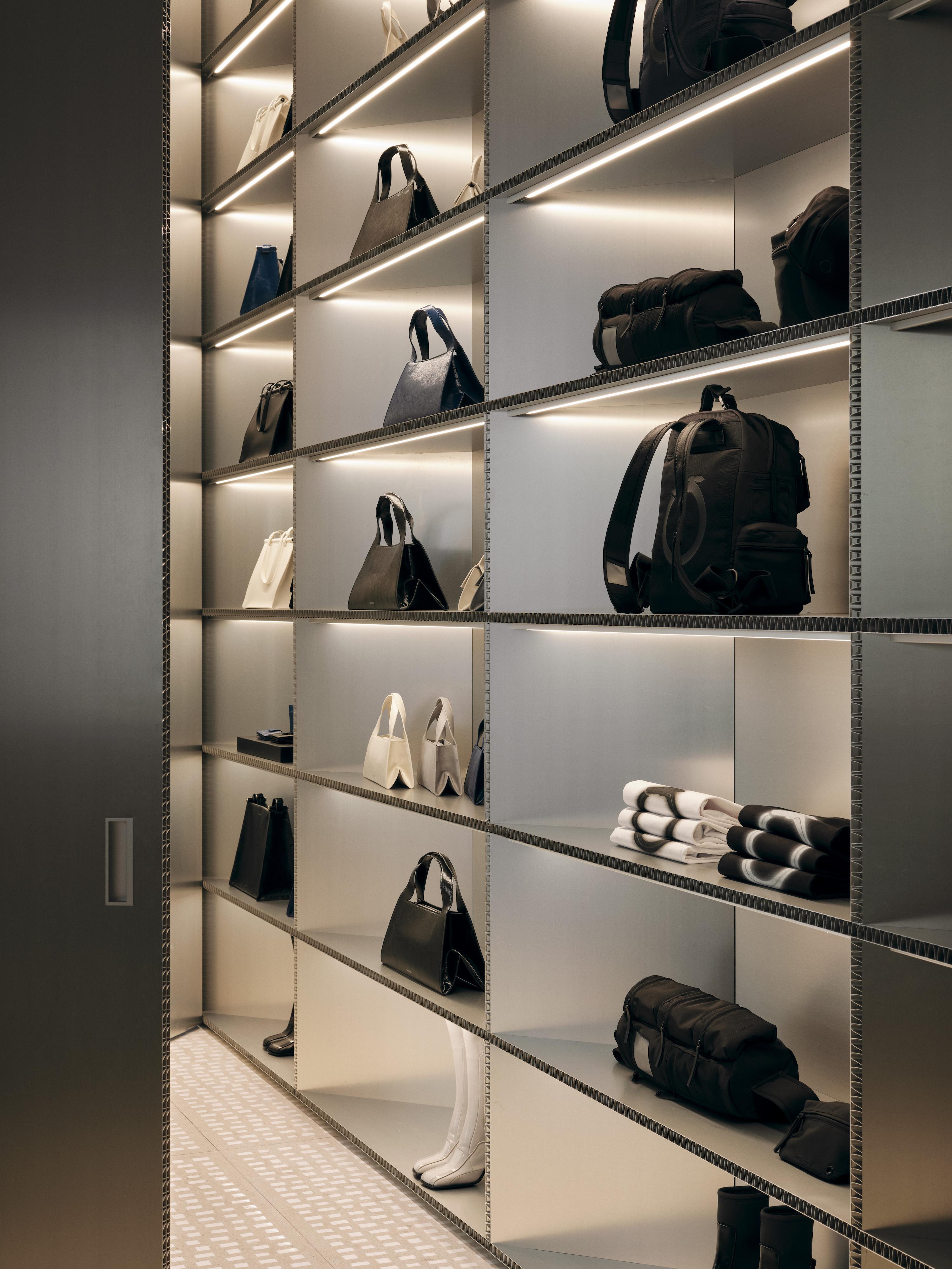 Riapre Palazzo Trussardi, il «lifestyle hub» nel cuore di Milano