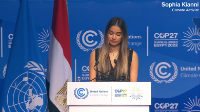 Sophia Kianni, la nuova Greta, più bella e meno ribelle