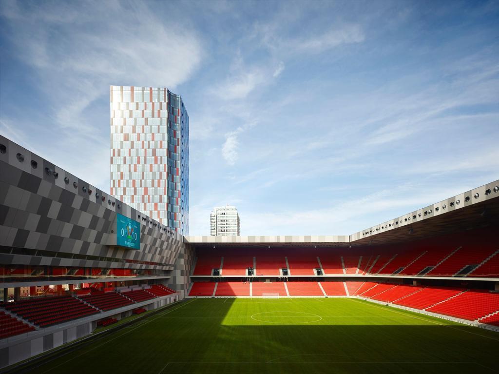 Galleria foto 'Gli Azzurri a Tirana, nel nuovo stadio «italiano»' - foto 1