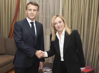 E’ Macron a temere Giorgia Meloni. Non il contrario