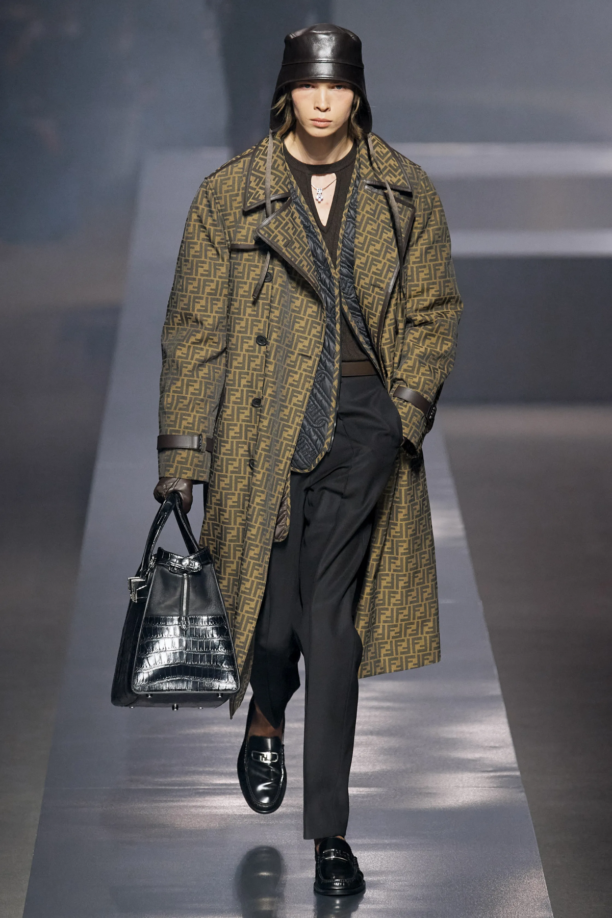 Galleria foto 'Il cappotto extra long è tendenza' - foto 4