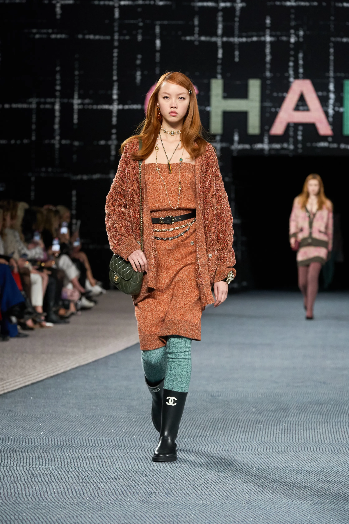 Galleria foto 'È finalmente tempo di maglioni?' - foto 6