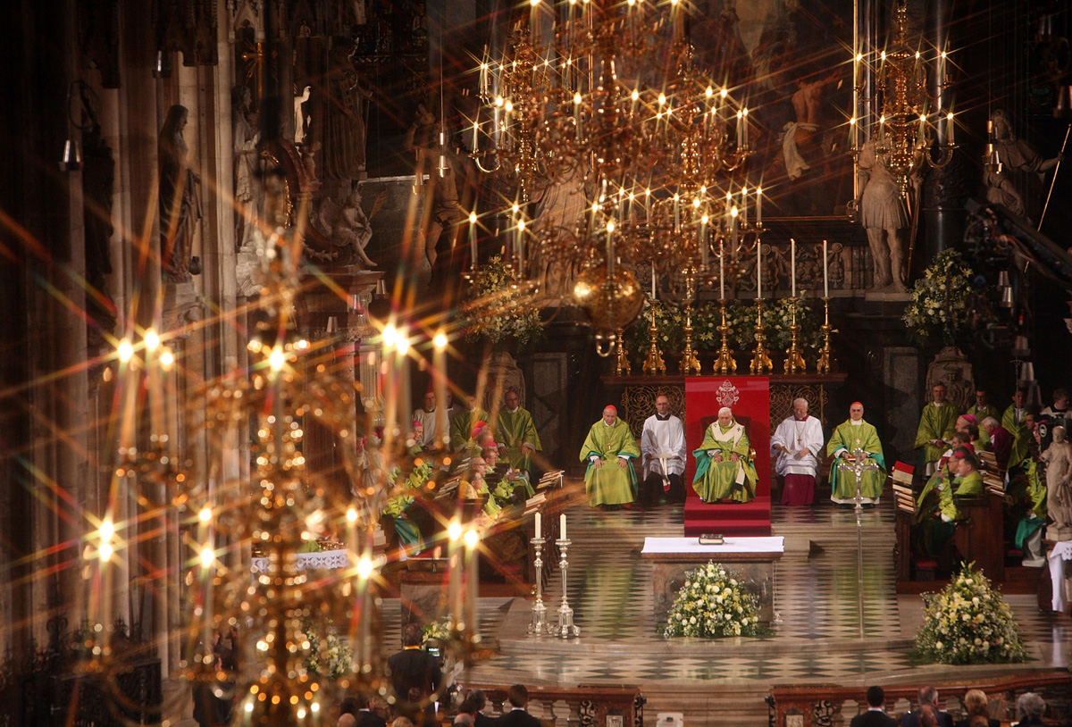 Papa Benedetto XVI, il pontificato in 30 foto