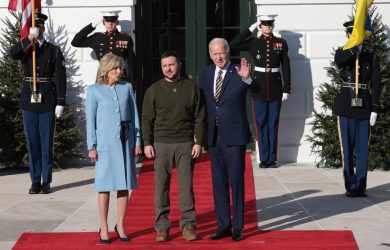 Zelensky negli Usa: «State investendo in democrazia»