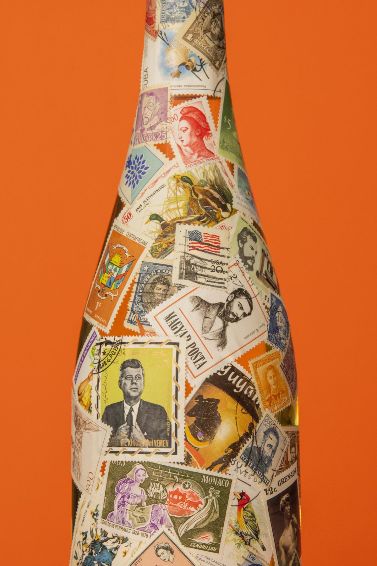 Galleria foto 'Généalogie: metafore inedite reinterpretano il mondo dello champagne' - foto 6