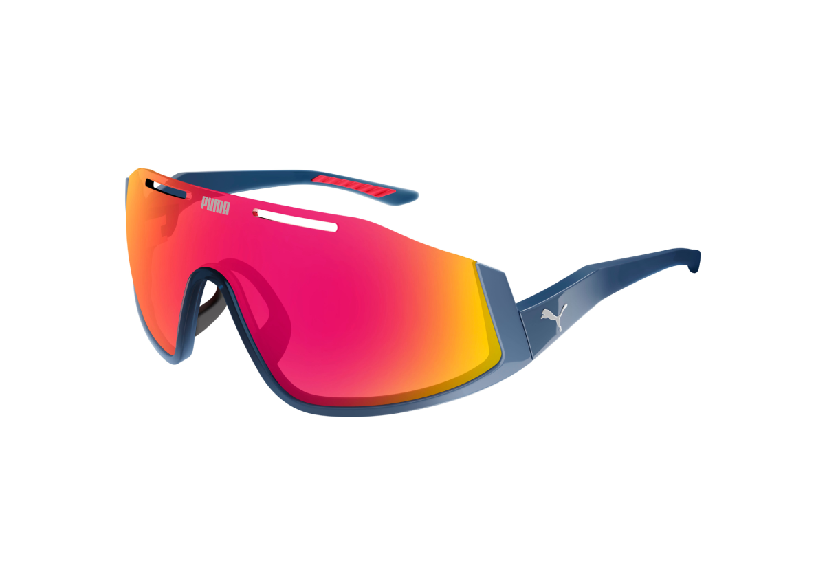 Tecnico e chic, il glamour urbano approda sulle piste