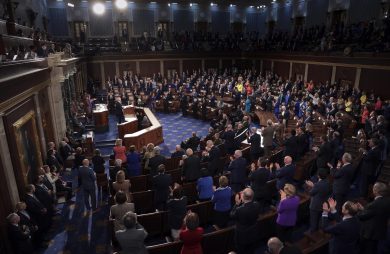 Usa, dal Congresso via alla costruzione di armi «come in tempo di guerra»