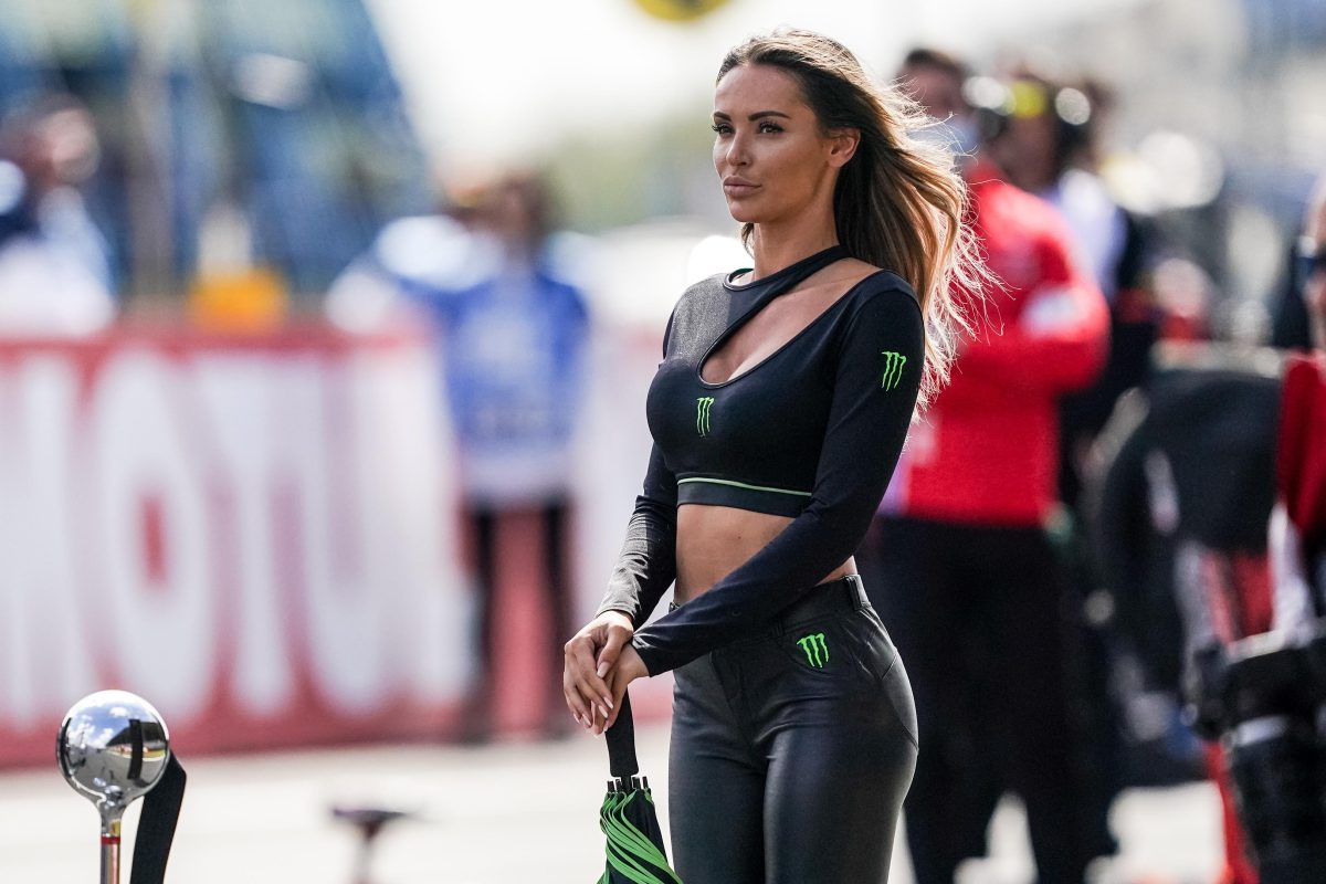 Galleria foto 'Bellezze al paddock' - foto 7