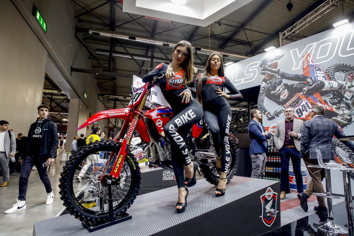 Galleria foto 'Bellezze al paddock' - foto 3