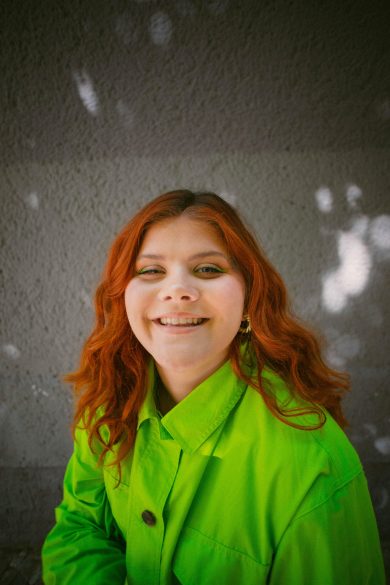 GOLD, la canzone che risplende della vibe girl LOI