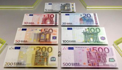 Siamo al Festival dell’uso politico ed ipocrito del contante e dell’evasione fiscale