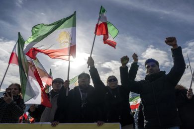 Stop al velo obbligatorio ed alla Polizia Morale; l’Iran apre alla libertà