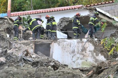 Esposito: «L’Italia che frana? Il vizio è l’eccesso di legislazione»