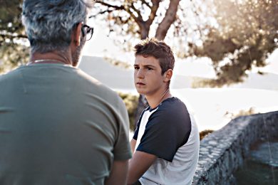 Ascolto e dialogo genitori-figli per salvare i Riccardo dalla paura di fallire