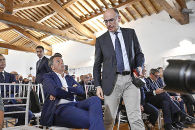 I primi 100 giorni dell’opposizione, che non c’è