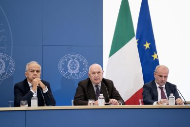«Nessun passo indietro su Cospito. Non cediamo alle violenze»