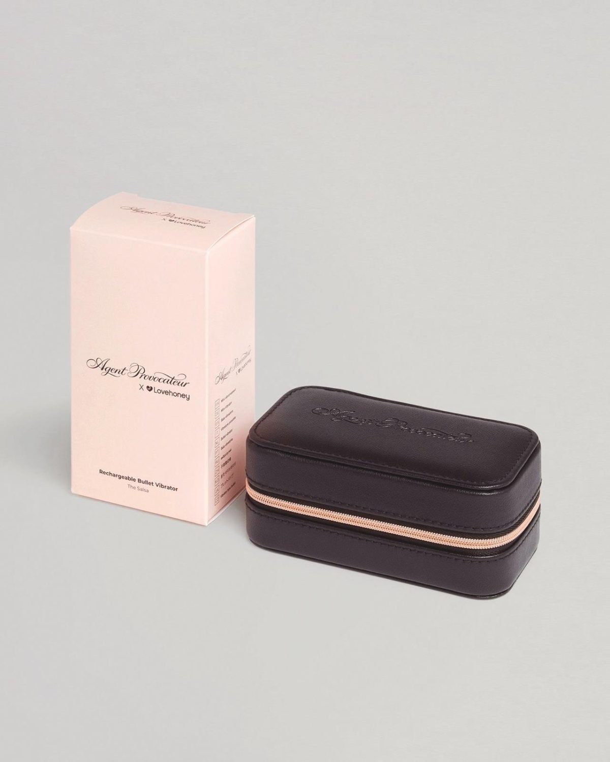 Galleria foto 'I sex toys ormai sono stati sdoganati. Per lei e anche per lui' - foto 11