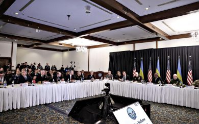 La Nato: si ad altre armi a Kiev. Ma resta il no di Berlino sui carri armati