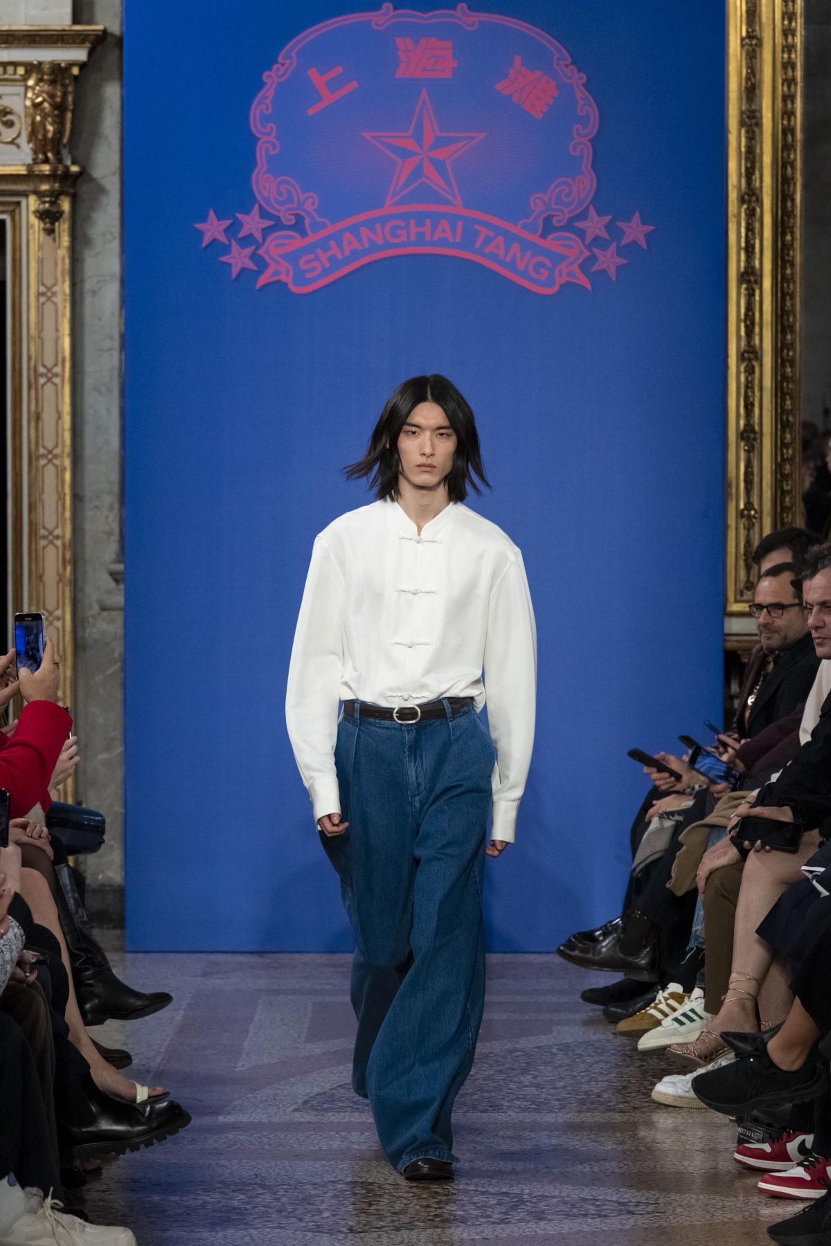 Galleria foto 'Milano Moda Uomo: i nuovi codici dell’eleganza e del urban street style' - foto 18