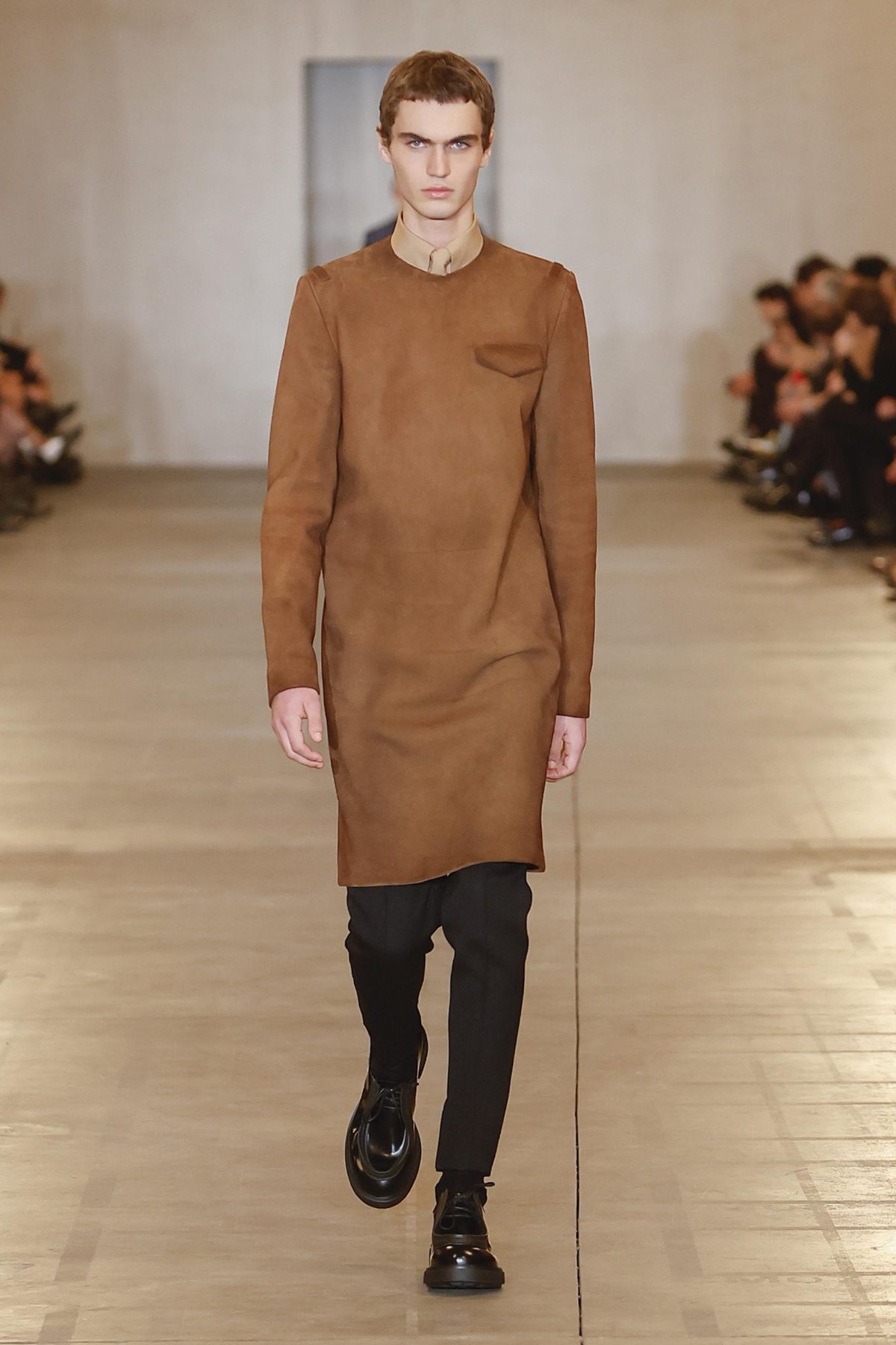 Galleria foto 'Milano Moda Uomo: Prada, il lusso essenziale della responsabilità' - foto 9